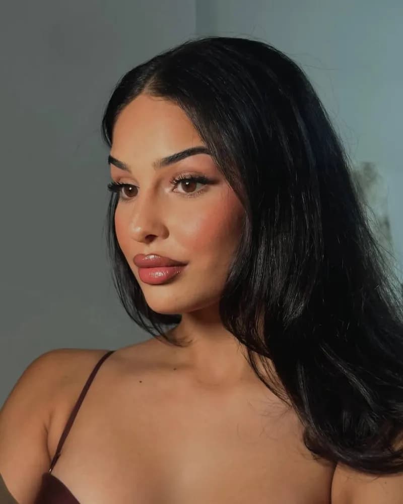 Aylin | Esenyurt VIP Escort | ISTANBUL ESCORT BAYAN